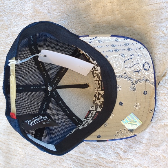 Goorin Bros Cold Blooded Animal Farm Snapback Trucker Hat - Picture 6 of 6